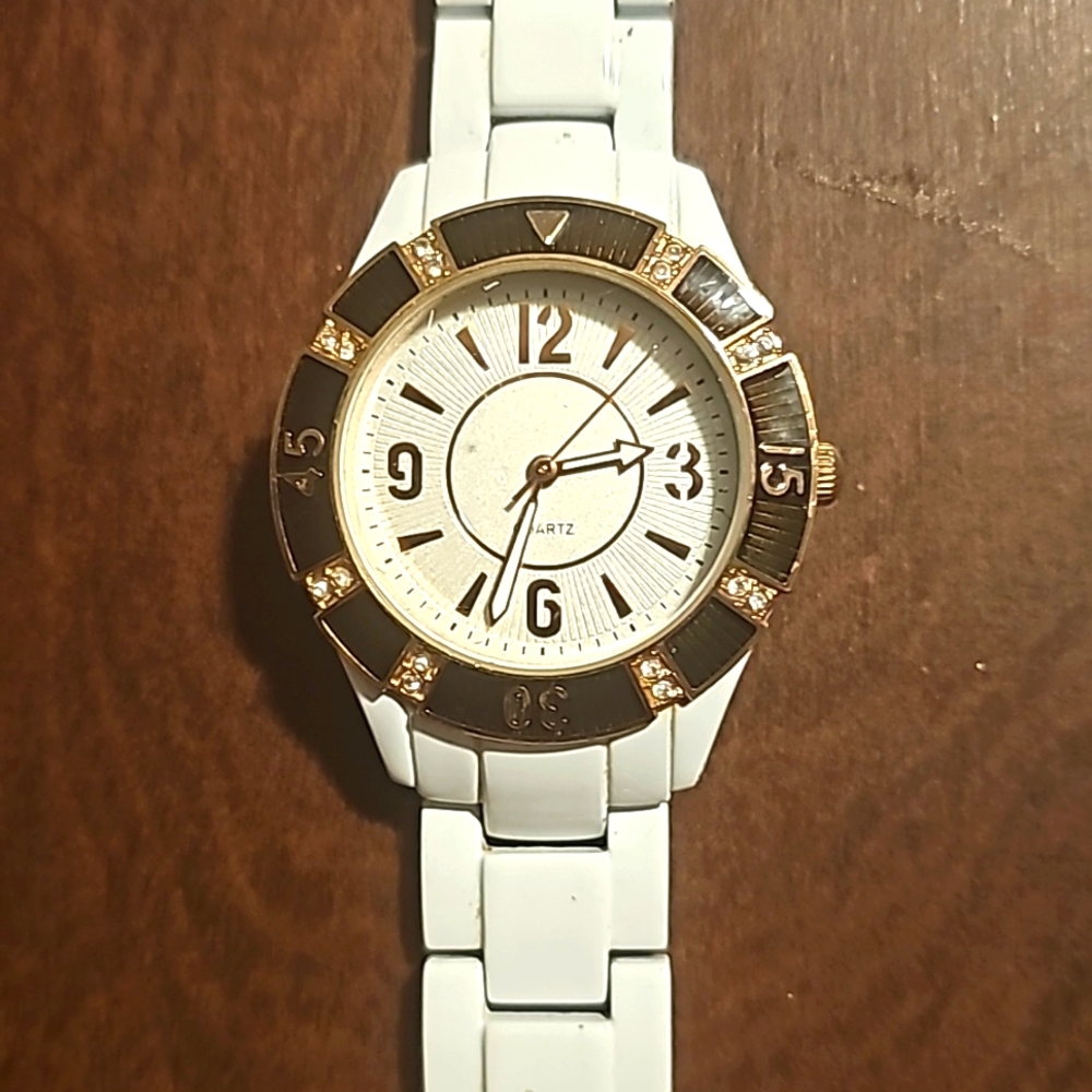 BWC White Ladies Watch, Metal Band, Quartz, Stainless Steel Backing, Gold & Diam